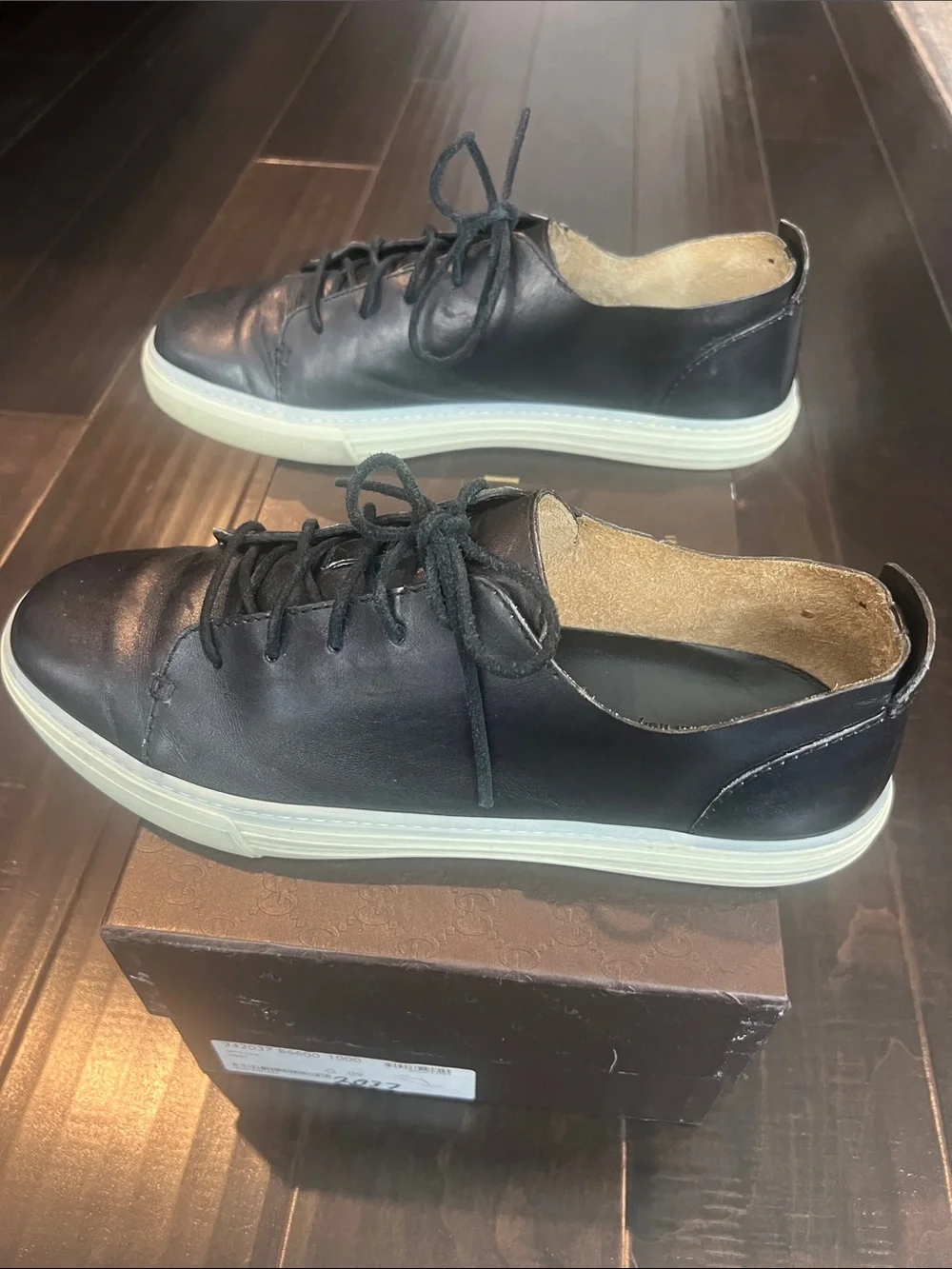 Authentic Gucci Black Leather Low-Top Sneakers with White Sole